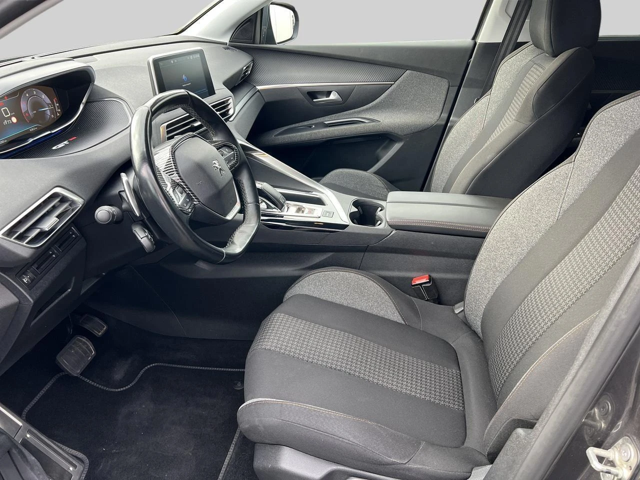Peugeot-5008-image-7