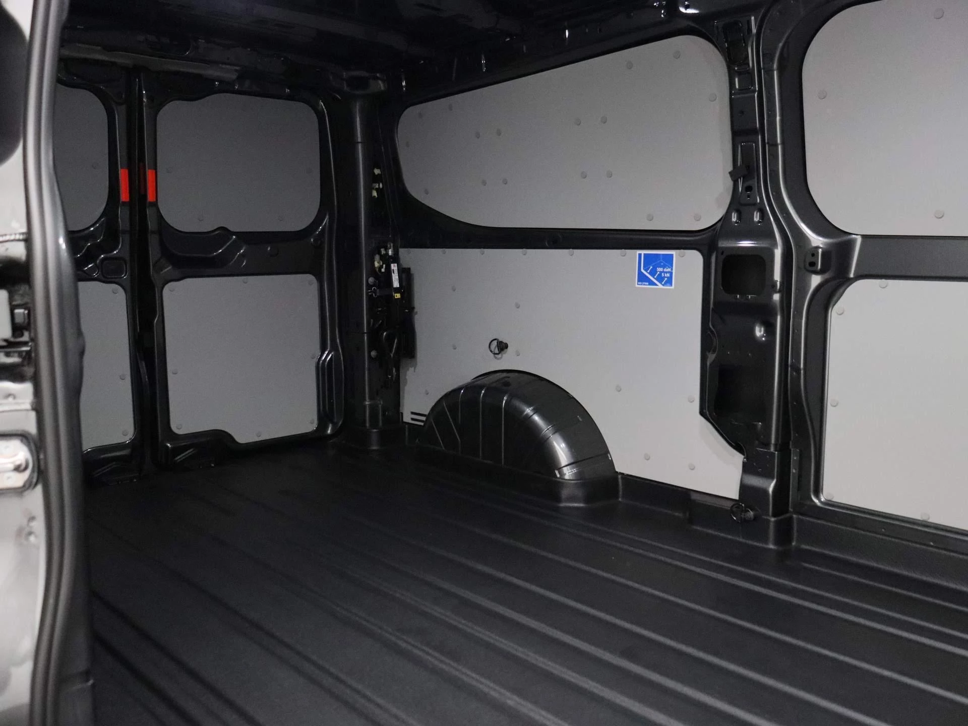 Ford-Transit Custom-image-11