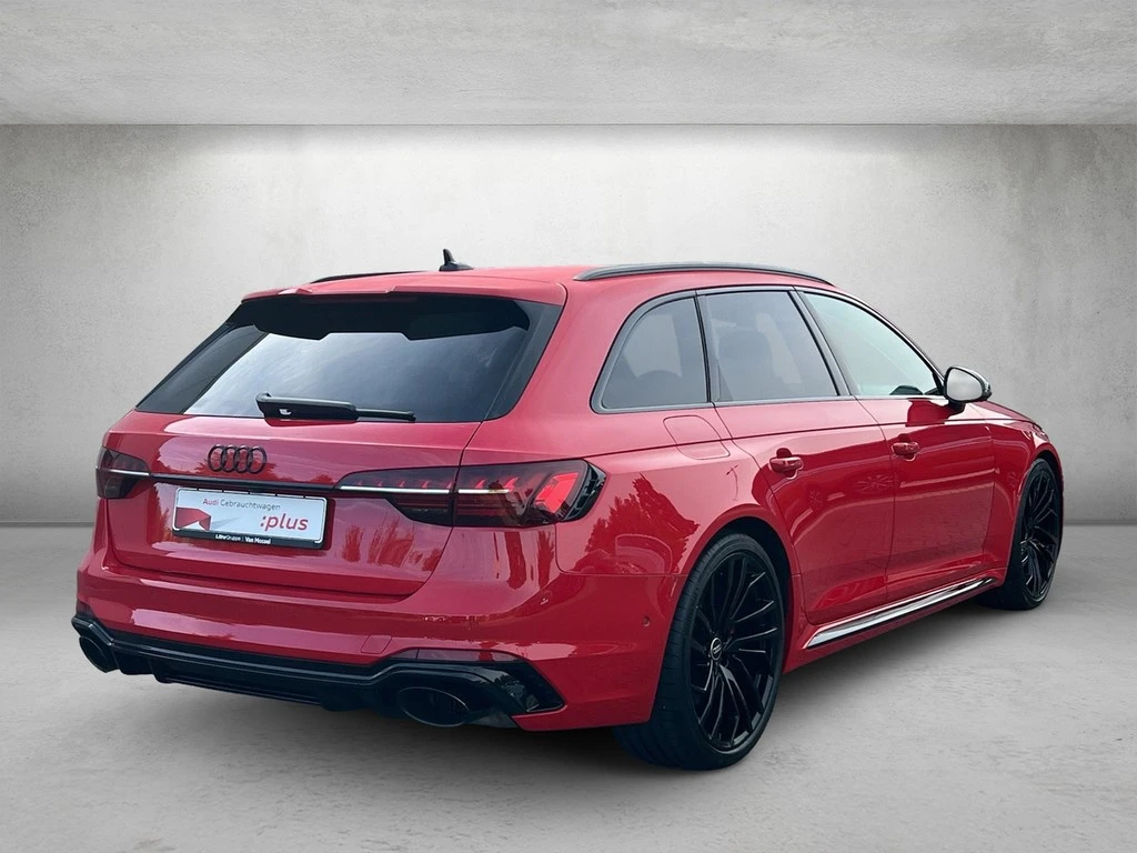 Audi-RS4-image-2