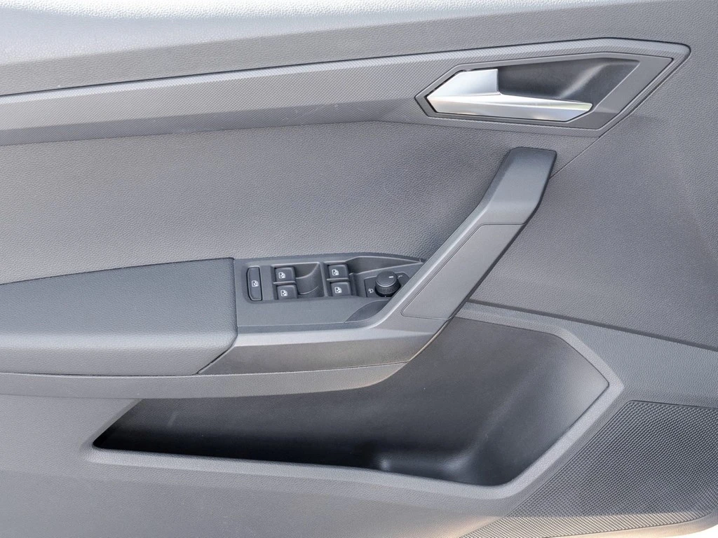 SEAT-Ibiza-image-18