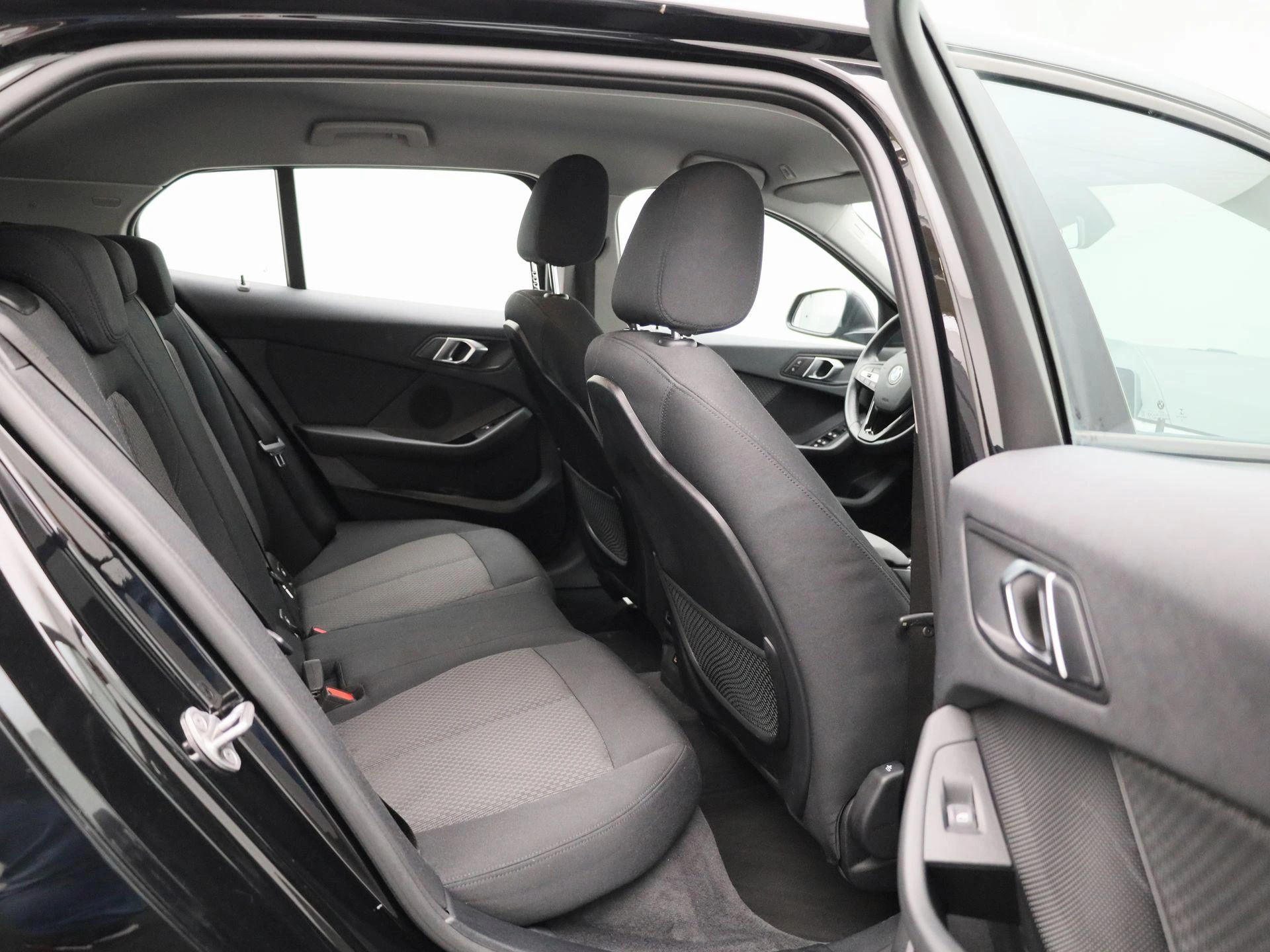BMW-1 Reeks-image-31