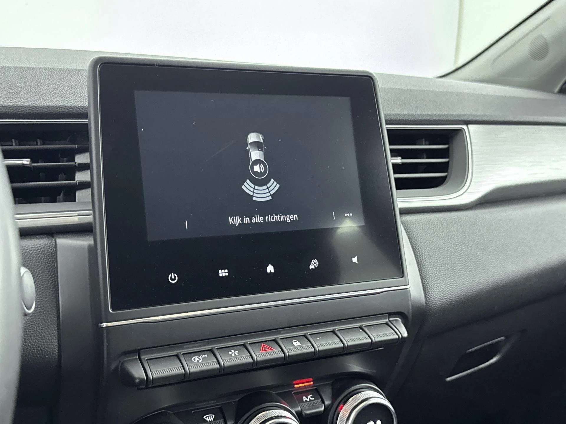 Renault-Captur-image-10