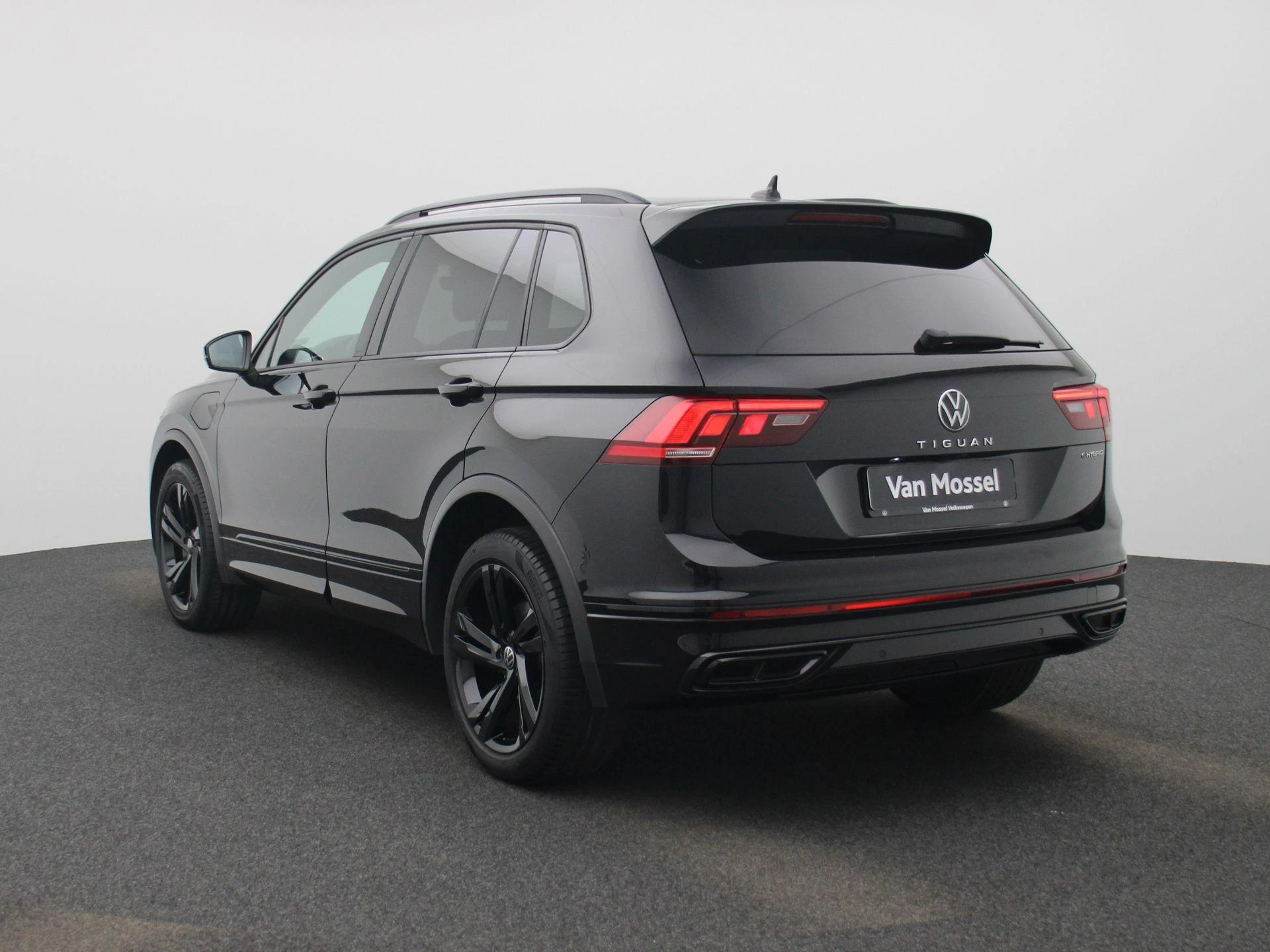 Volkswagen Tiguan 1.4 TSI eHybrid R-Line Business+ 245 PK|