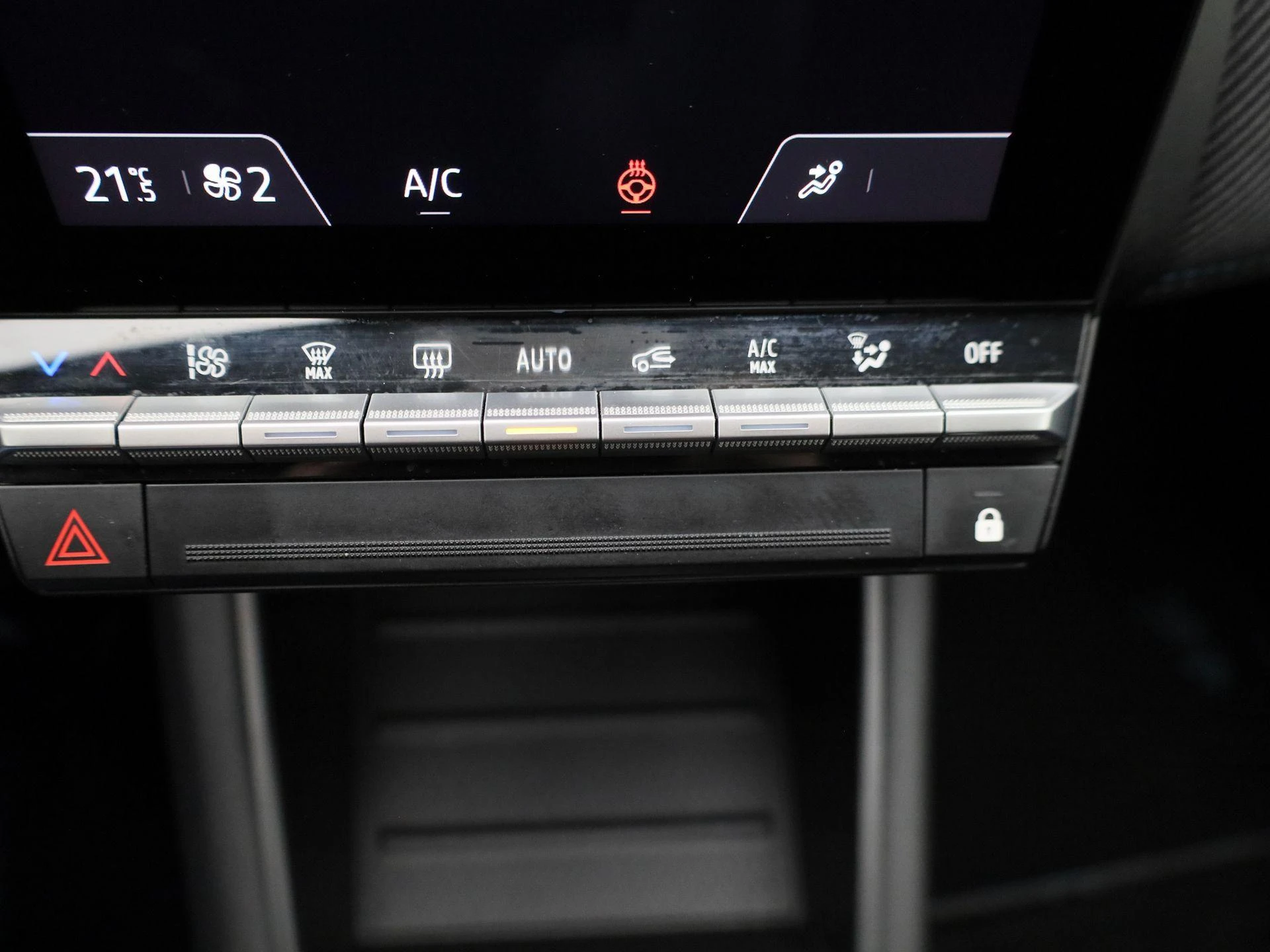 Renault-Captur-image-25