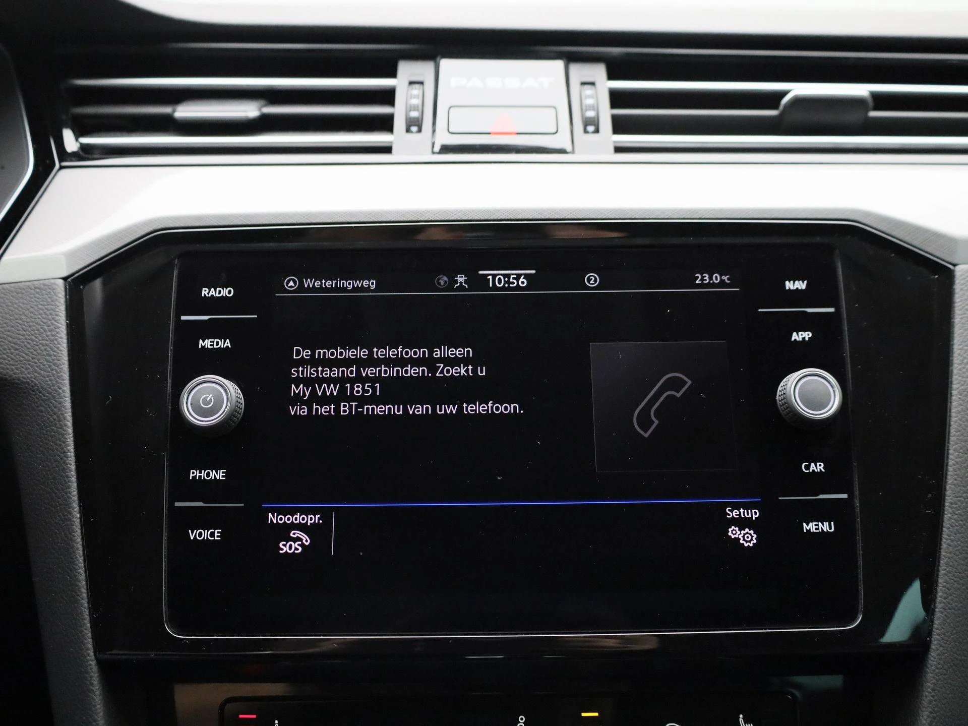 Volkswagen-Passat-image-22