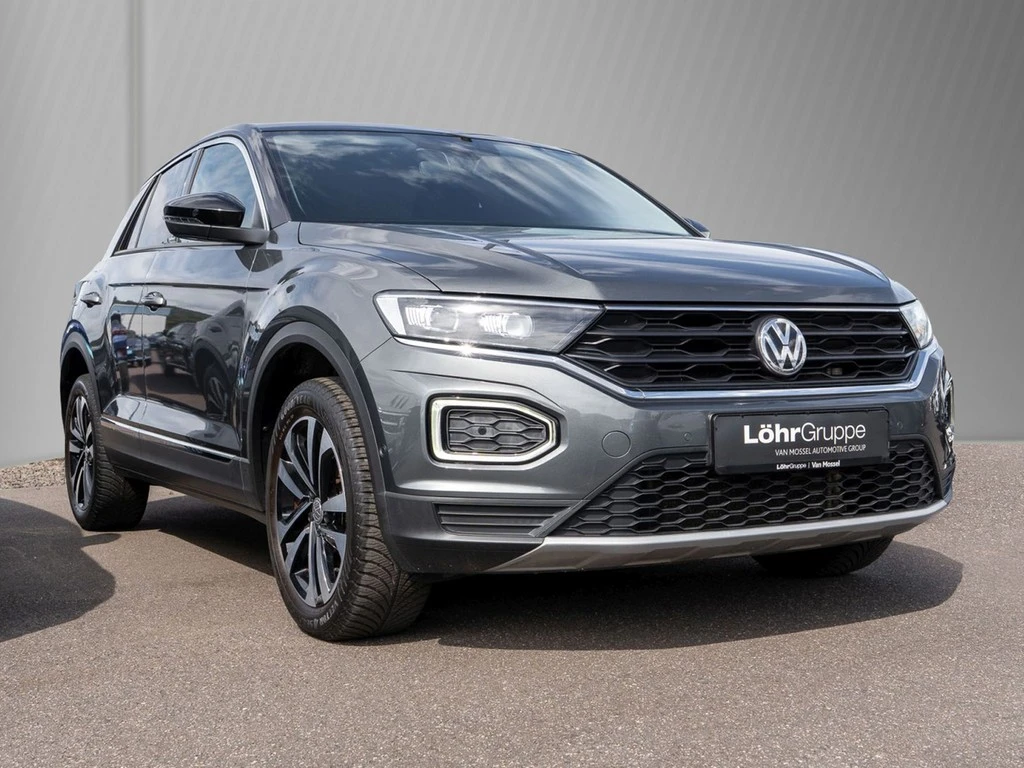 Volkswagen-T-Roc-image-2