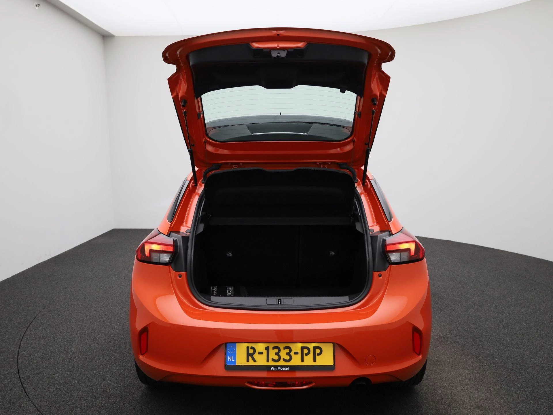 Opel-Corsa-image-10