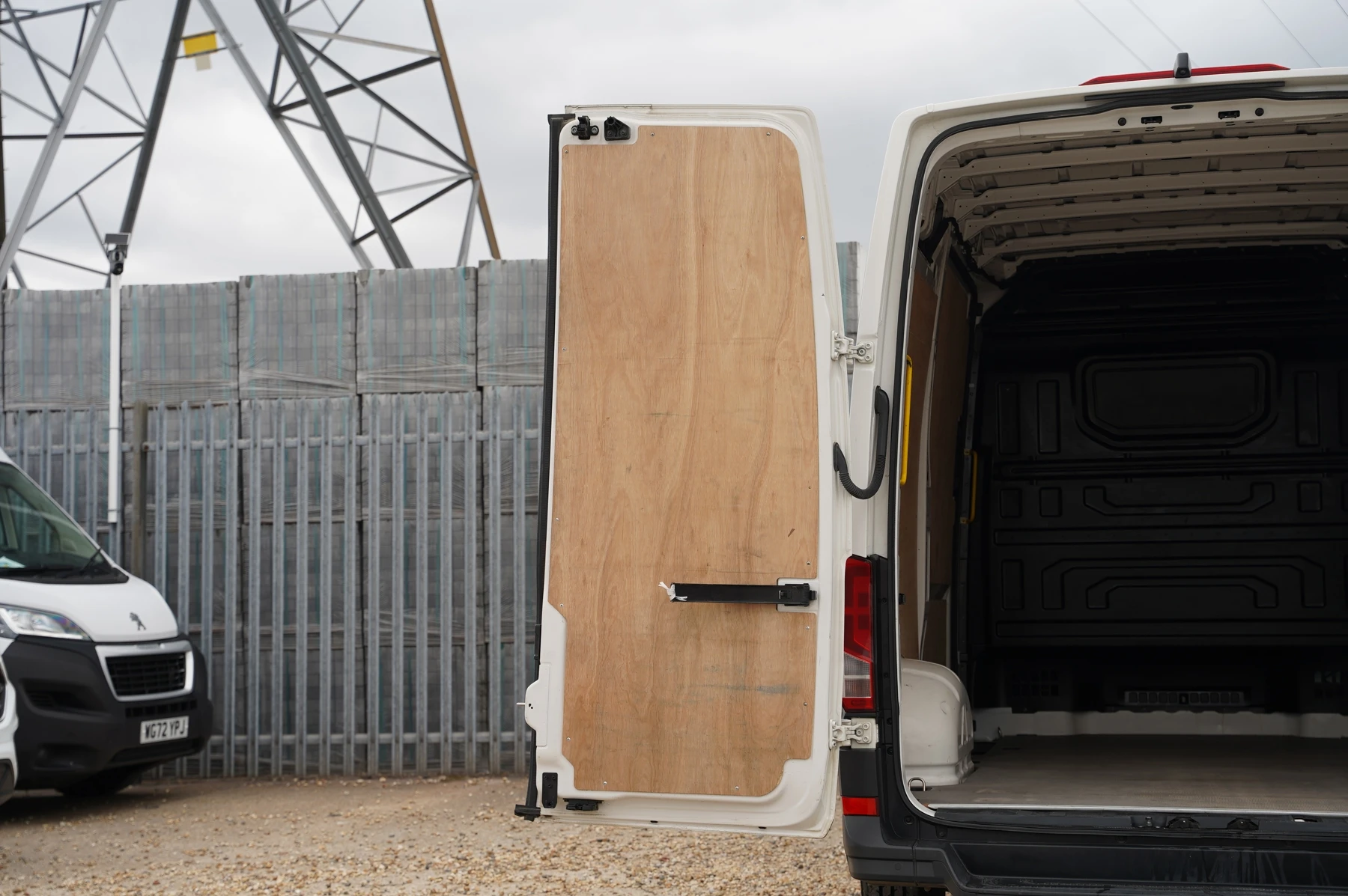 Volkswagen-Crafter-image-31
