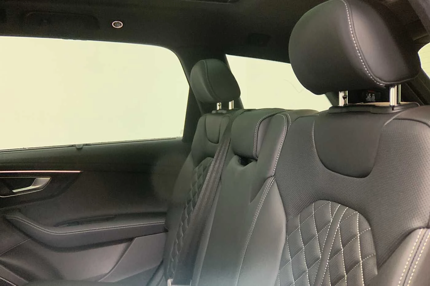 Audi-Q7-image-9
