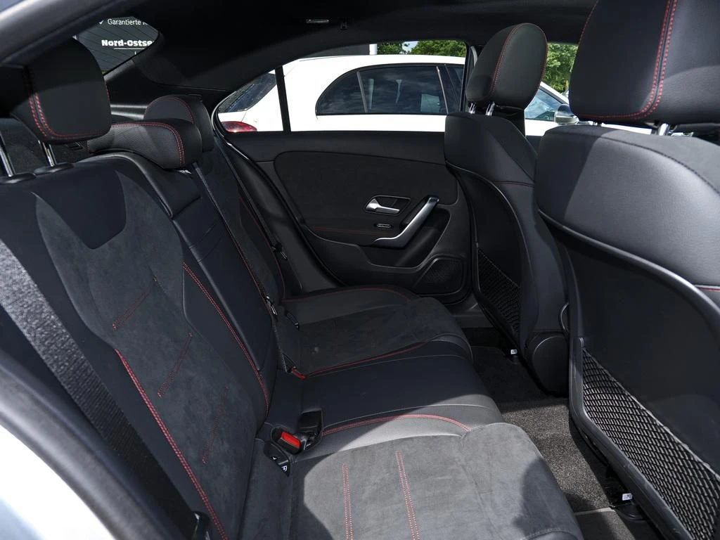 Mercedes-Benz-A-Klasse 200-image-15