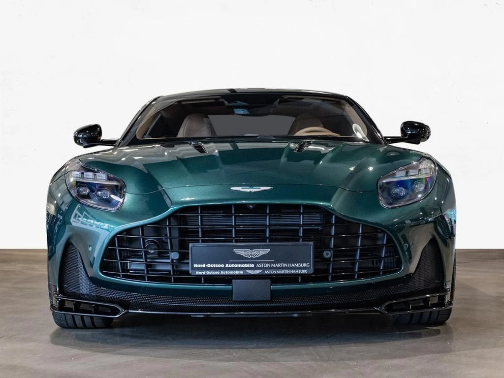 Aston Martin-DB12-image-8