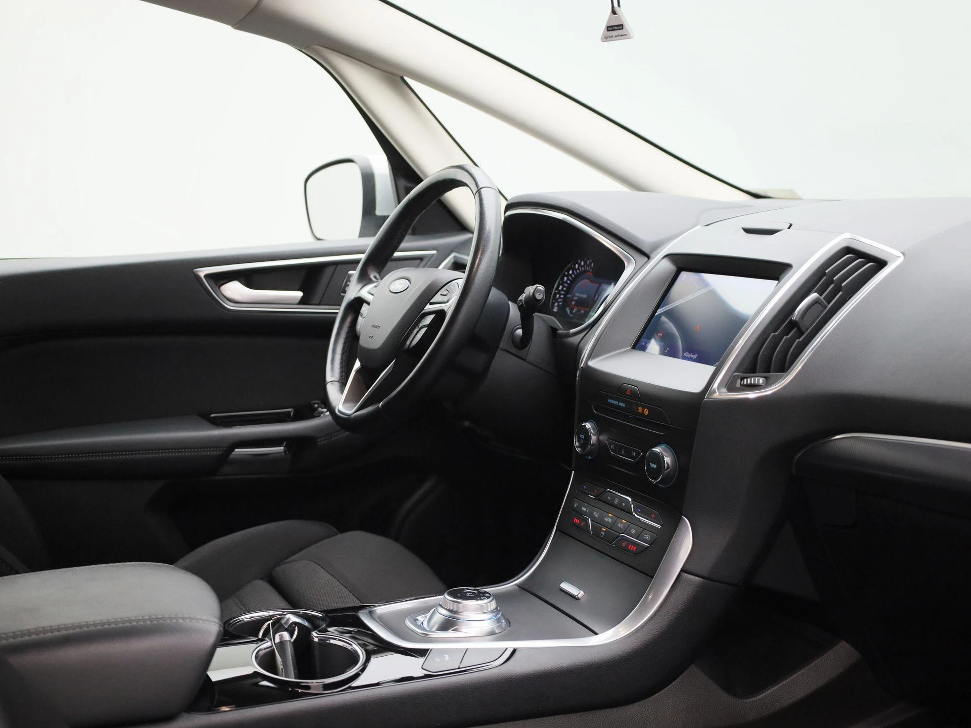 Ford-S-Max-image-33