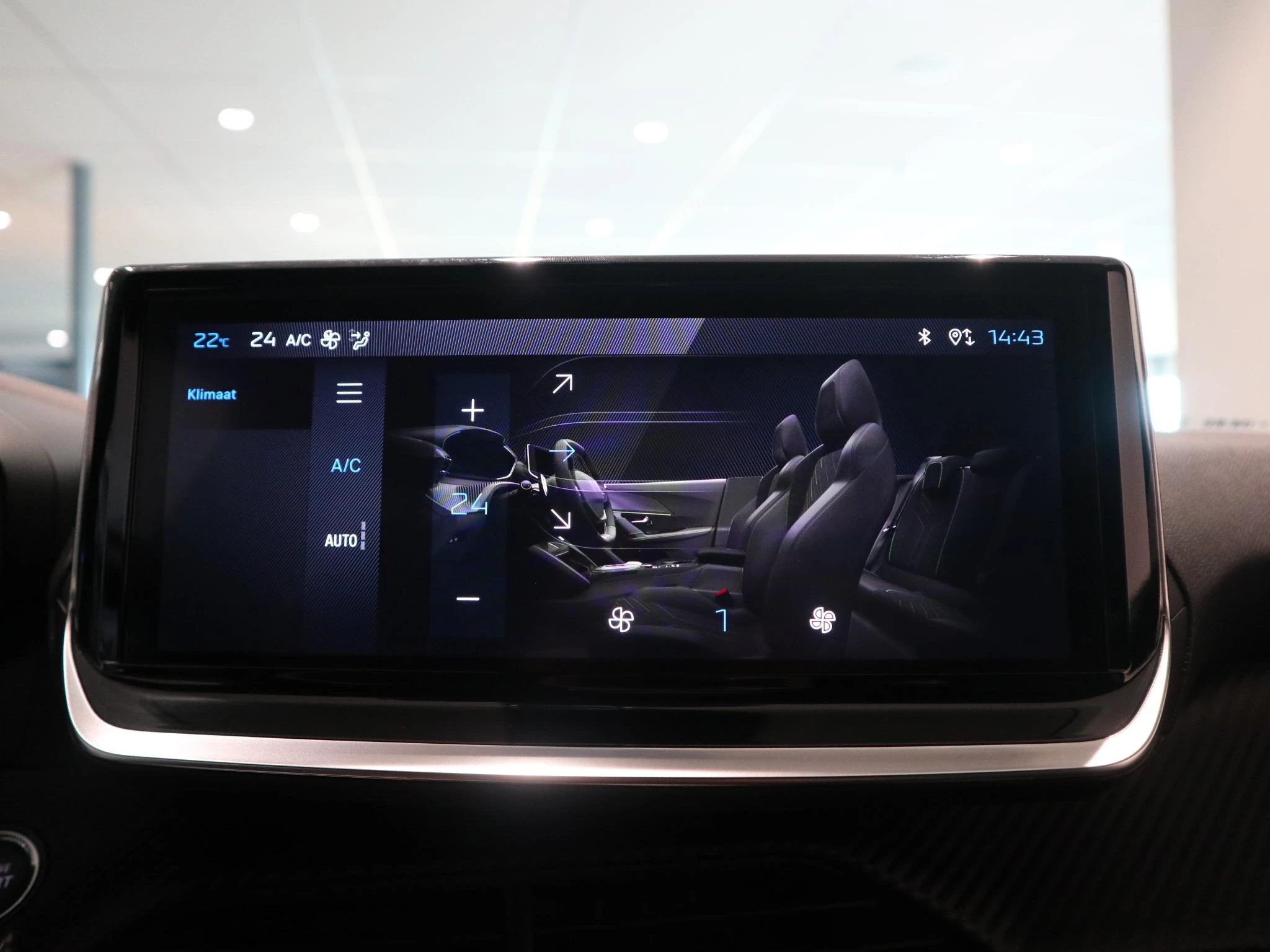 Peugeot-2008-image-17