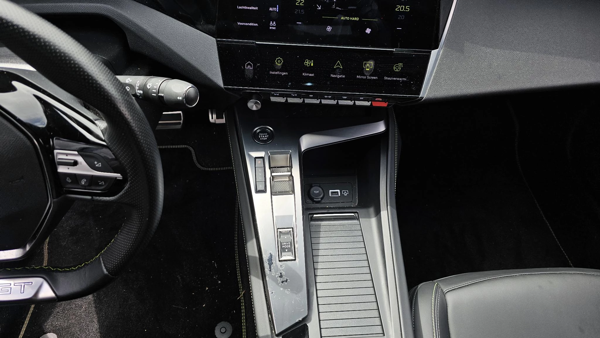 Peugeot-408-image-17