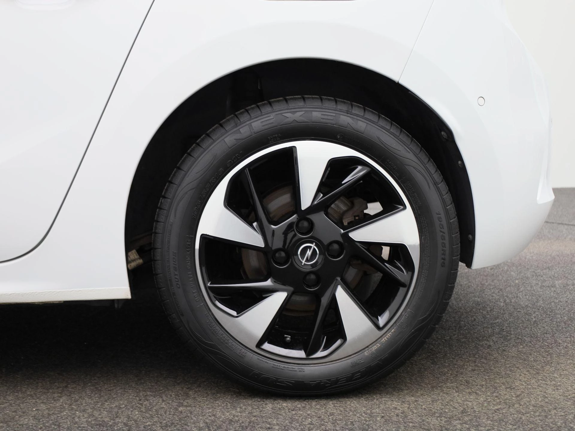 Opel-Corsa-e-image-12