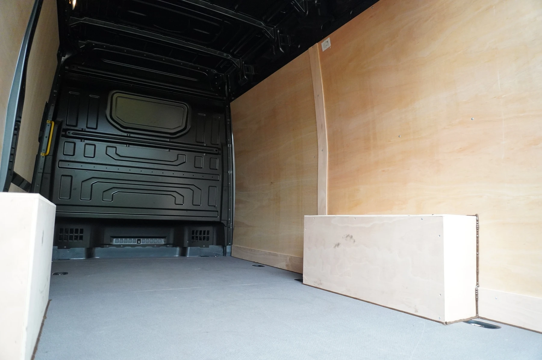 Volkswagen-Crafter-image-31