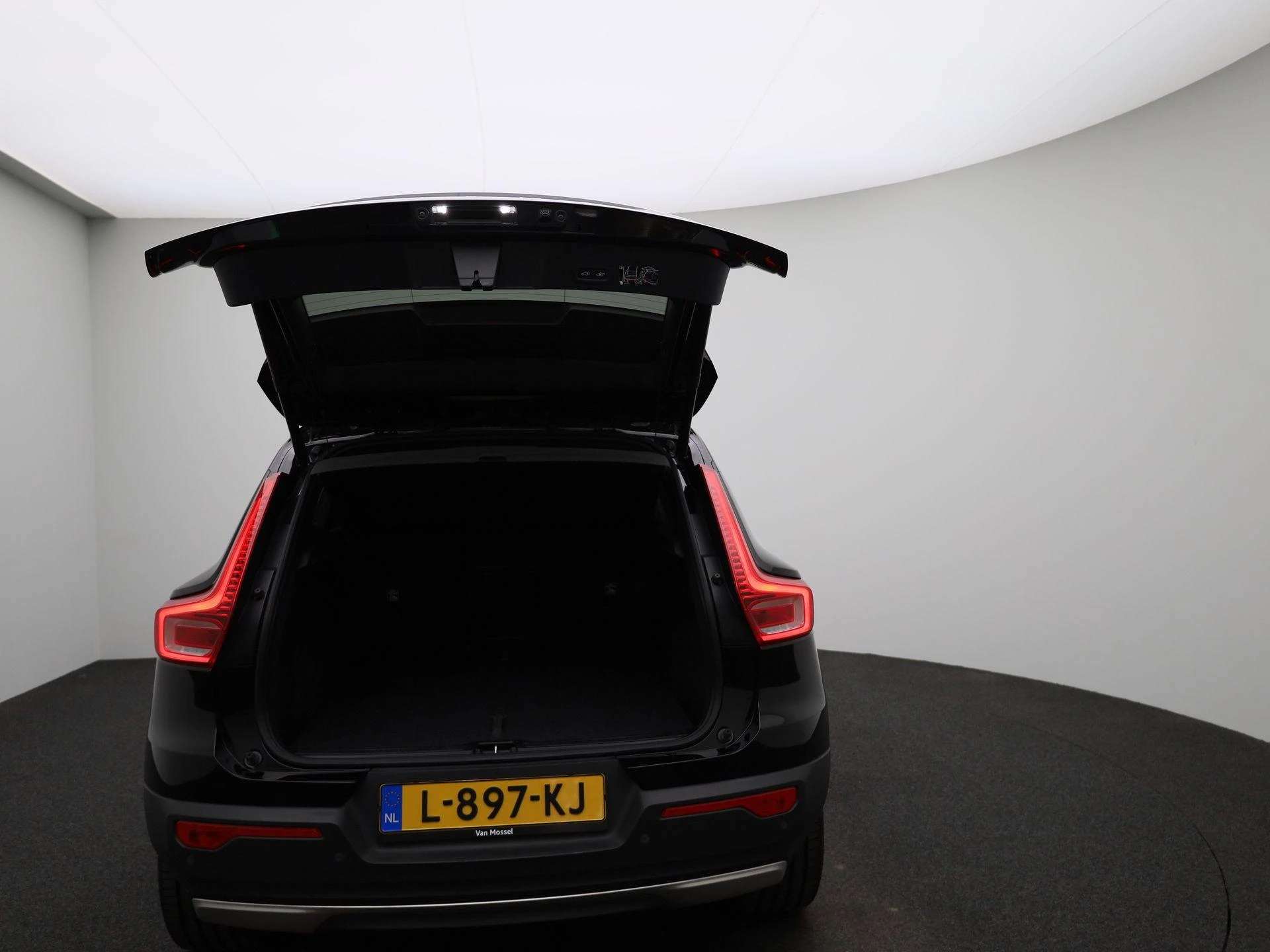Volvo-XC40-image-10