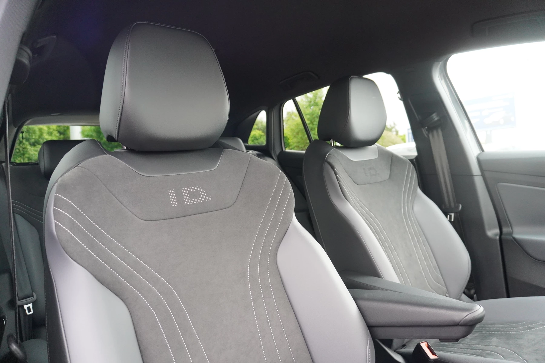 Volkswagen-ID.4-image-8