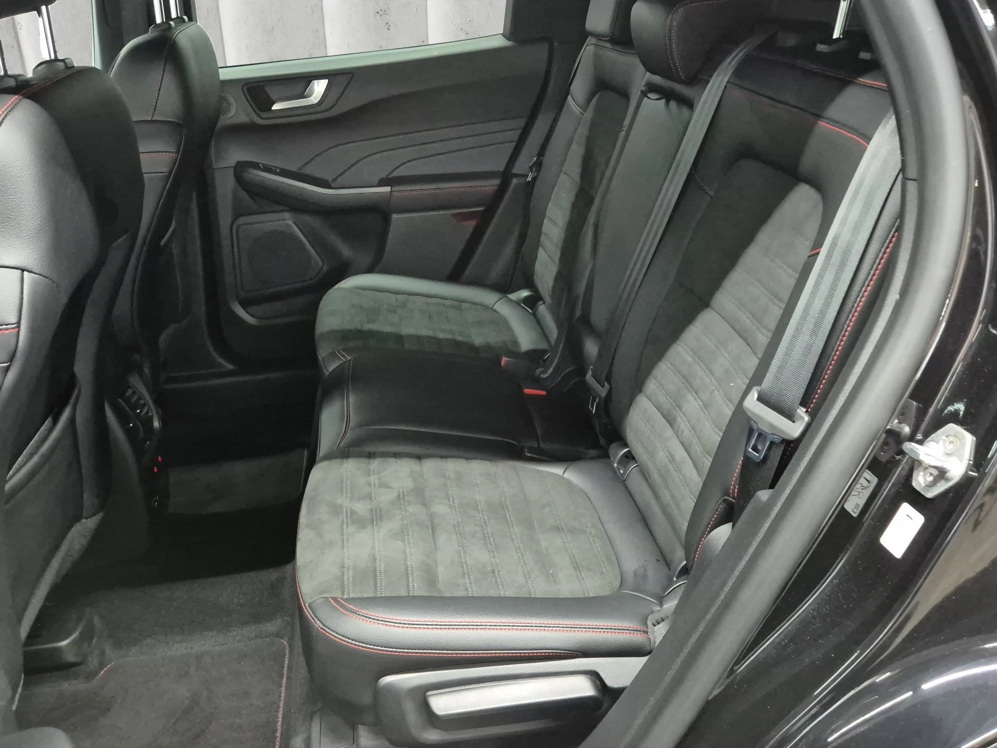 Ford-Kuga-image-10