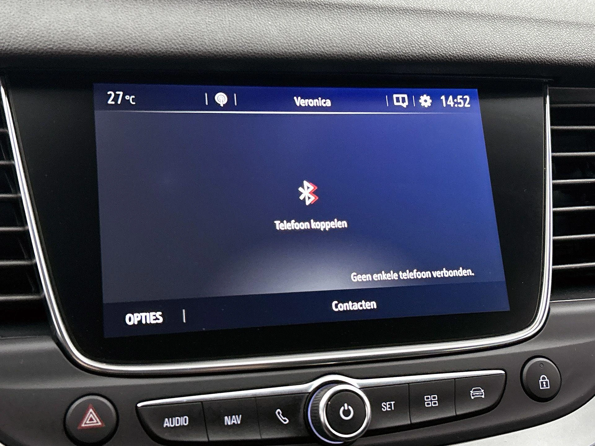 Opel-Grandland X-image-6