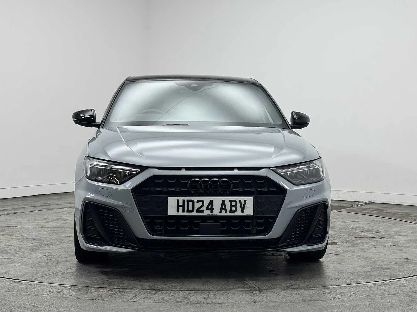 Audi-A1 Sportback-image-6
