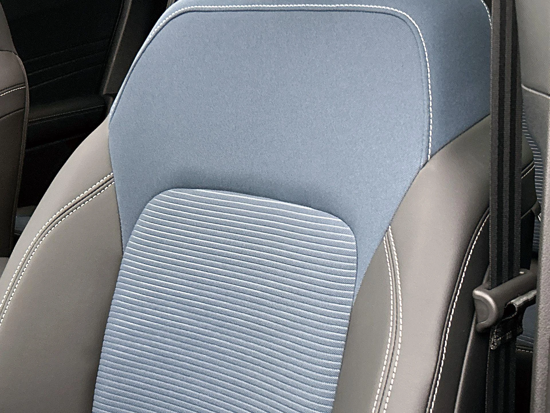 Ford-Kuga-image-12