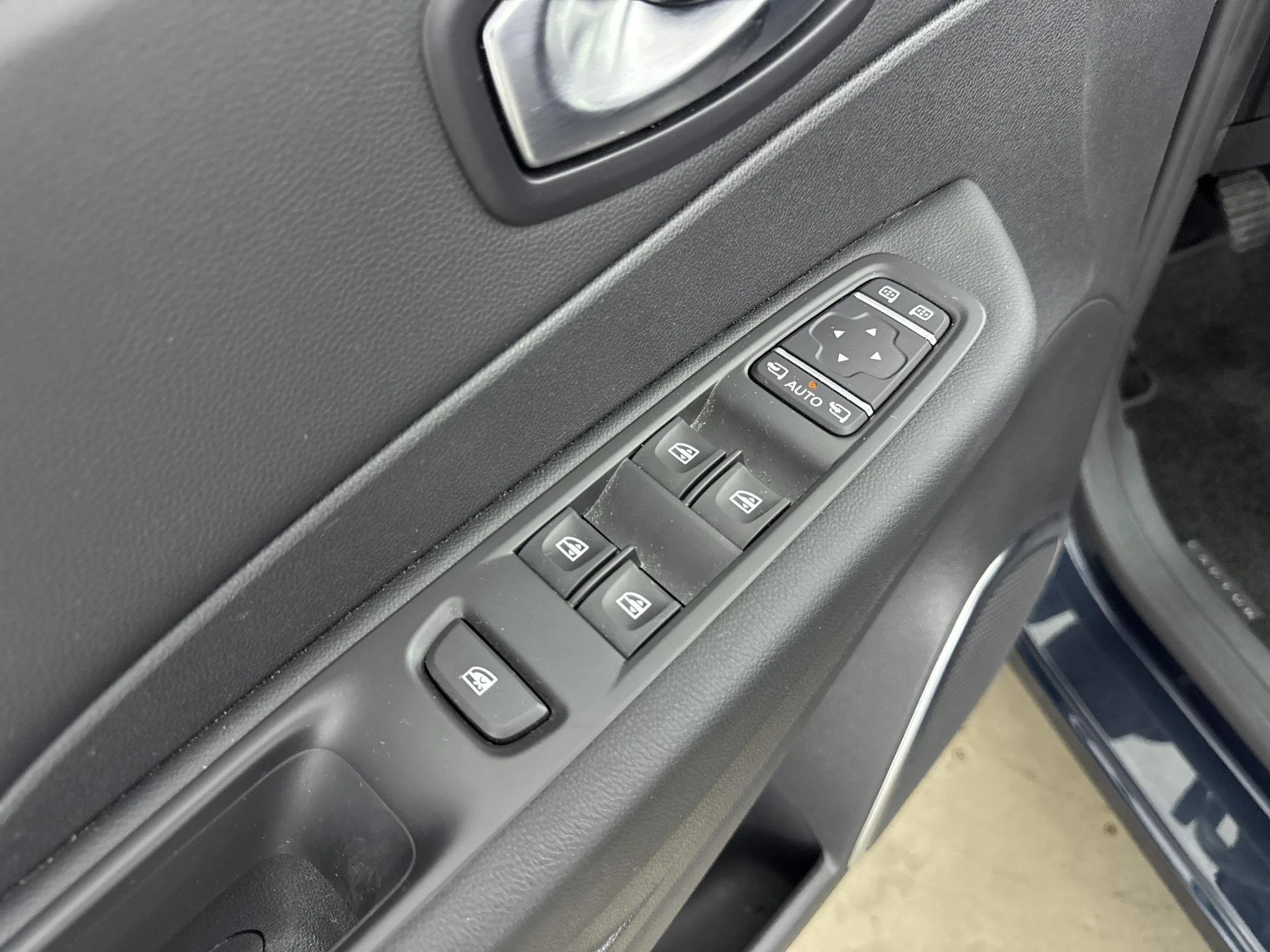 Renault-Captur-image-19