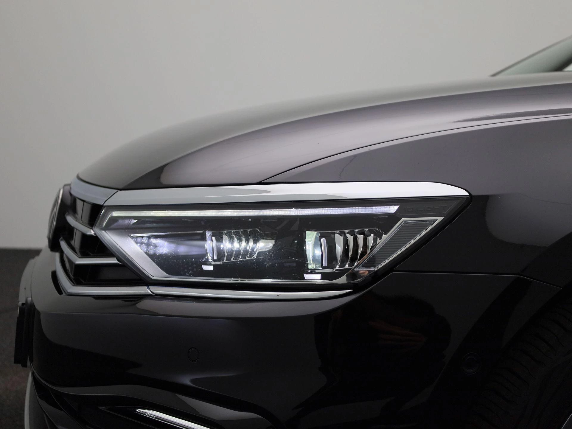Volkswagen-Passat-image-15