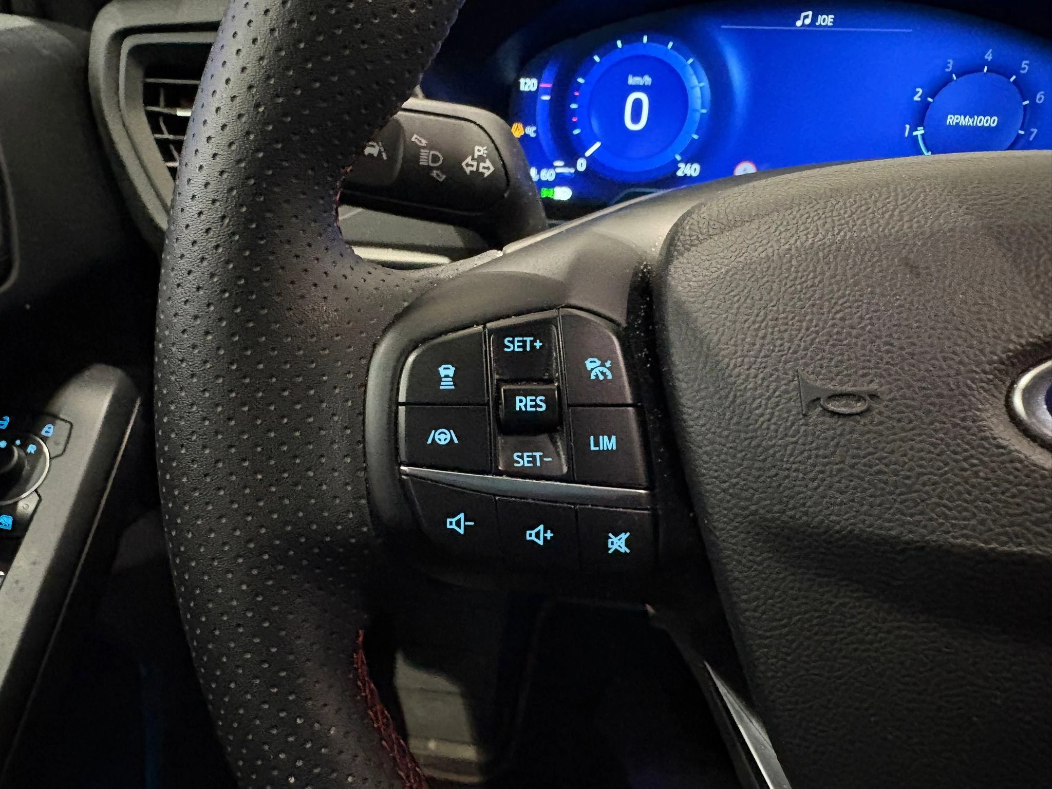Ford Focus Wagon 1.0 EcoBoost Hybrid ST Line X