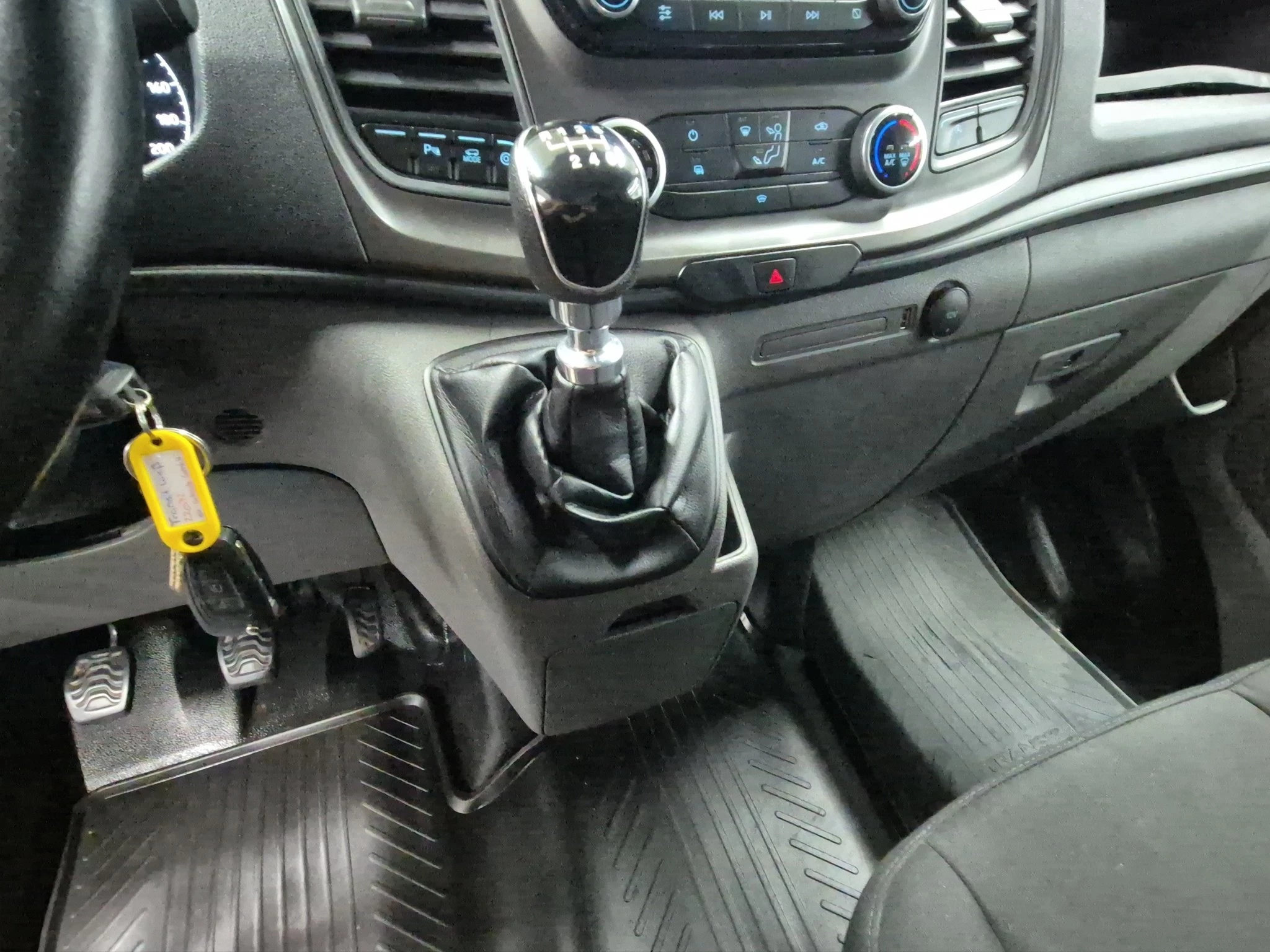 Ford Transit Custom Trend 300 L2H1 I Service Line-Paket IAHK