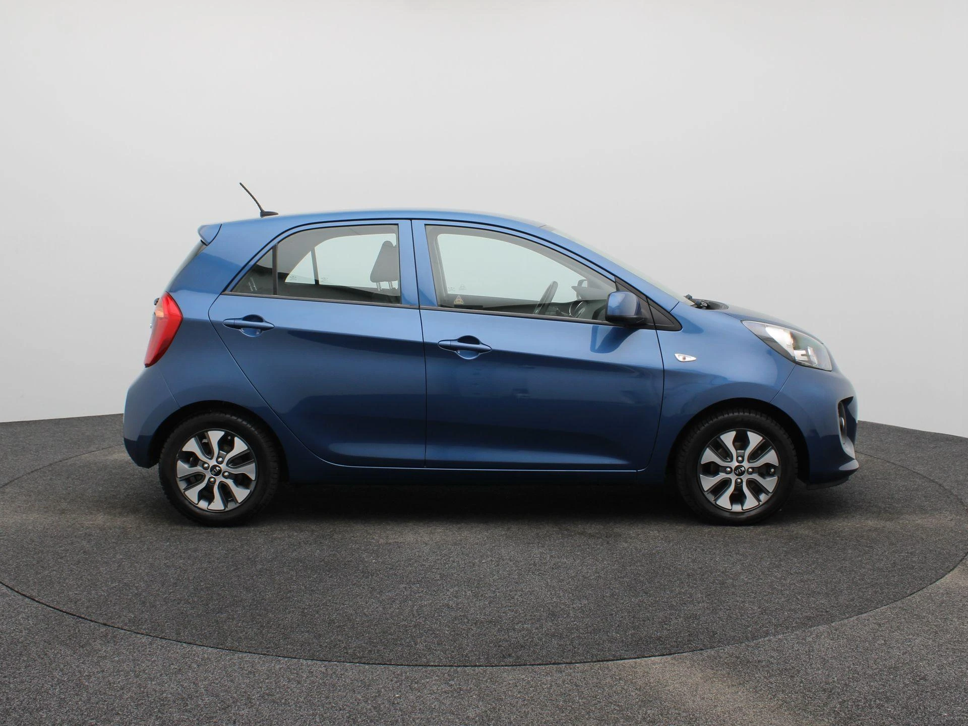 Kia-Picanto-image-5