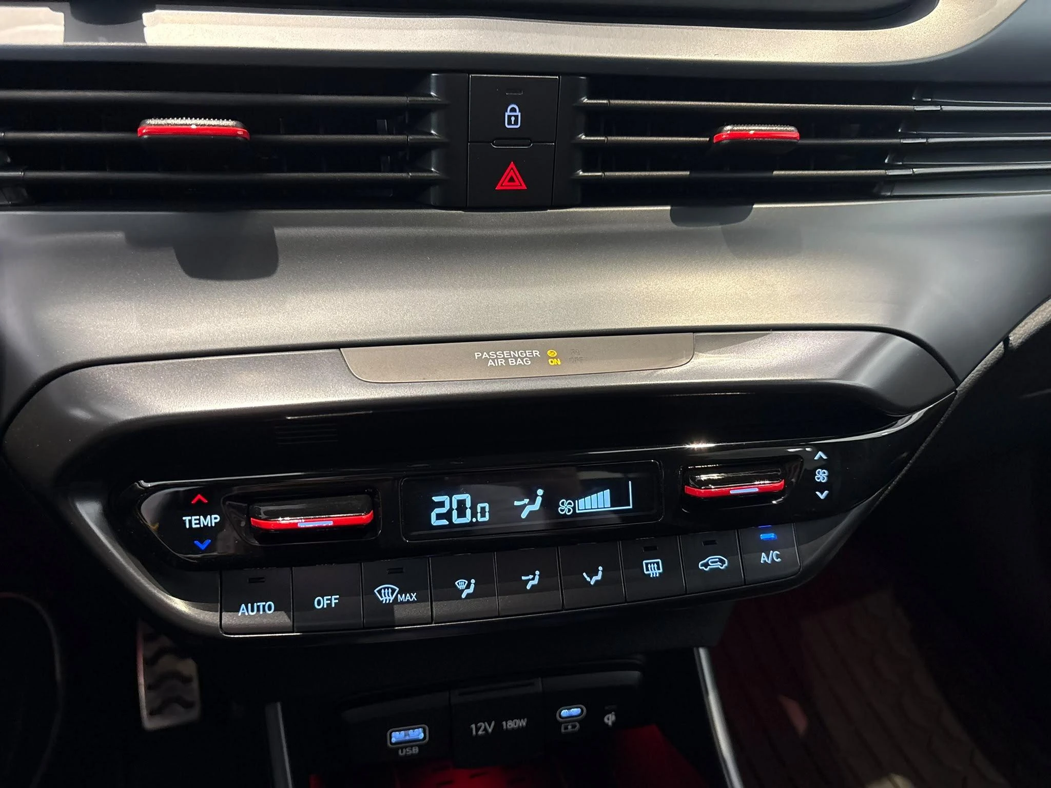 Hyundai-i20-image-20