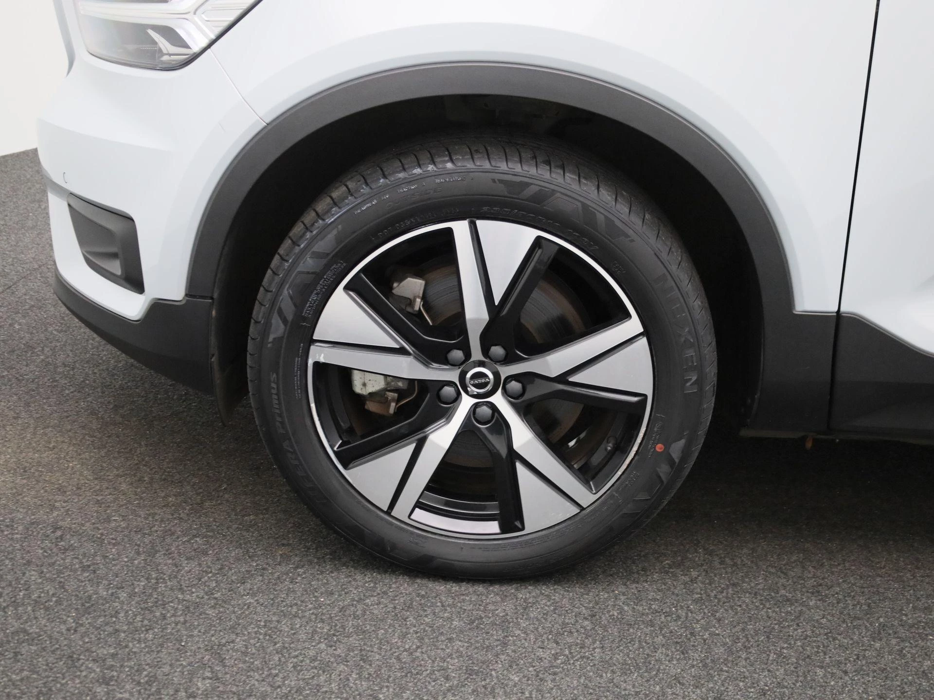 Volvo-XC40-image-11