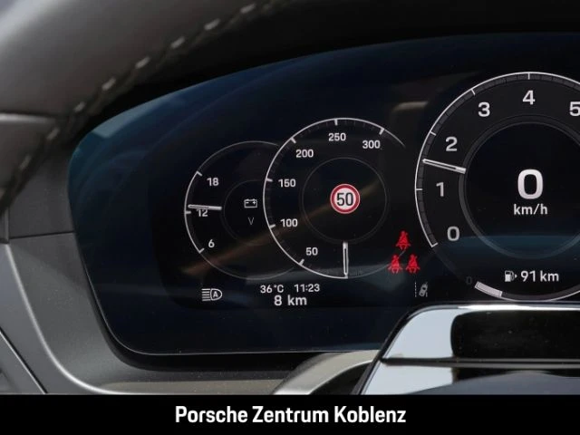 Porsche-911-image-25