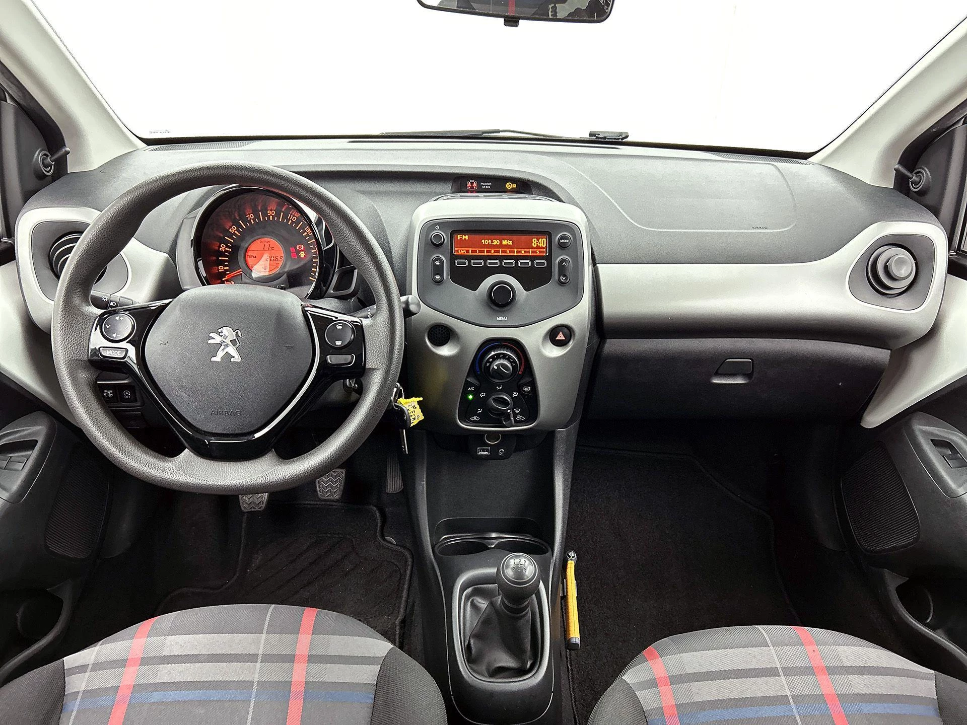 Peugeot-108-image-17