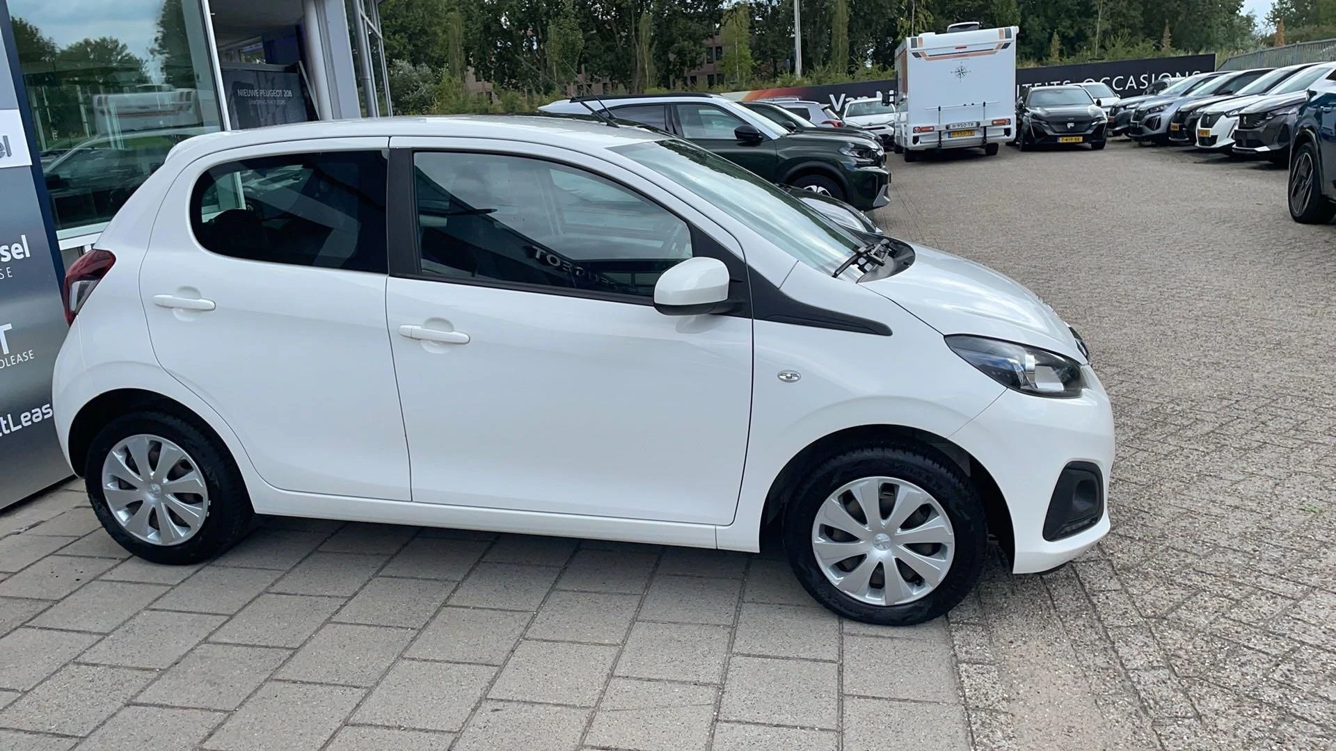 Peugeot-108-image-10
