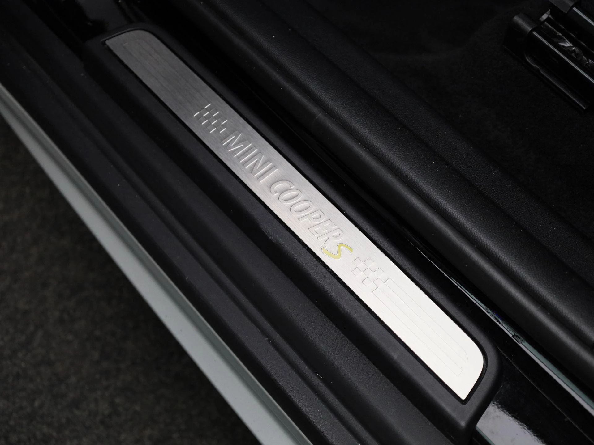 MINI Countryman Cooper (100 kW)