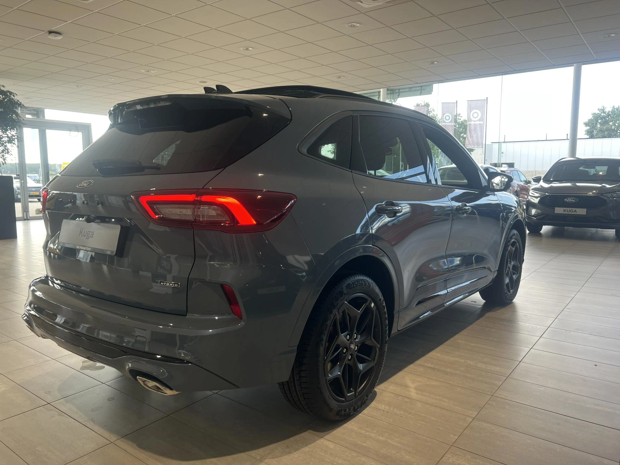 Ford-Kuga-image-4