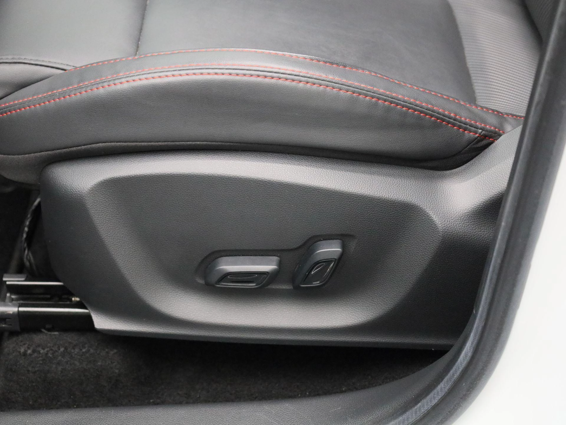 MG ZS EV MG EV Long Range Luxury 70 kWh