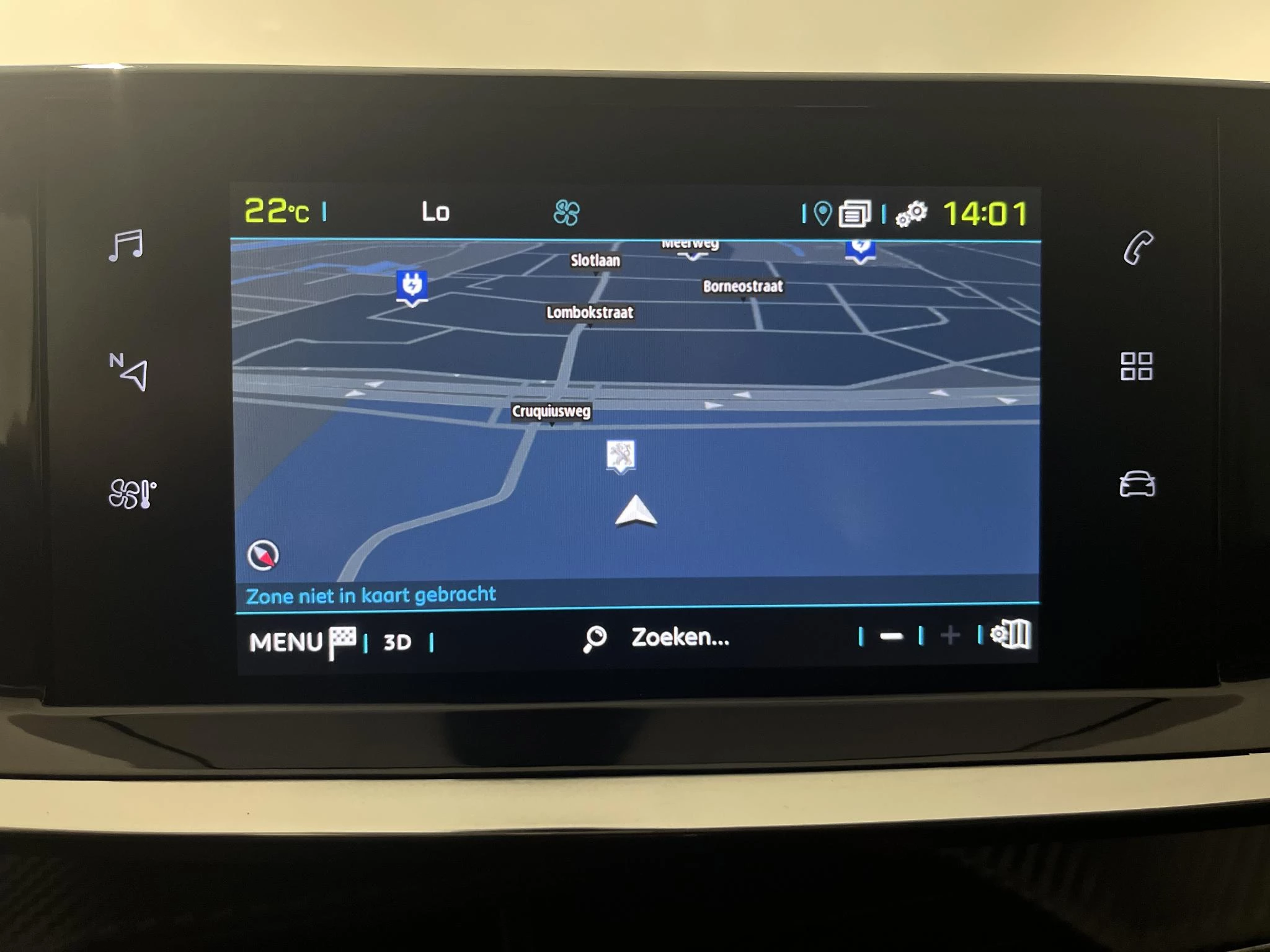 Peugeot-e-208-image-9