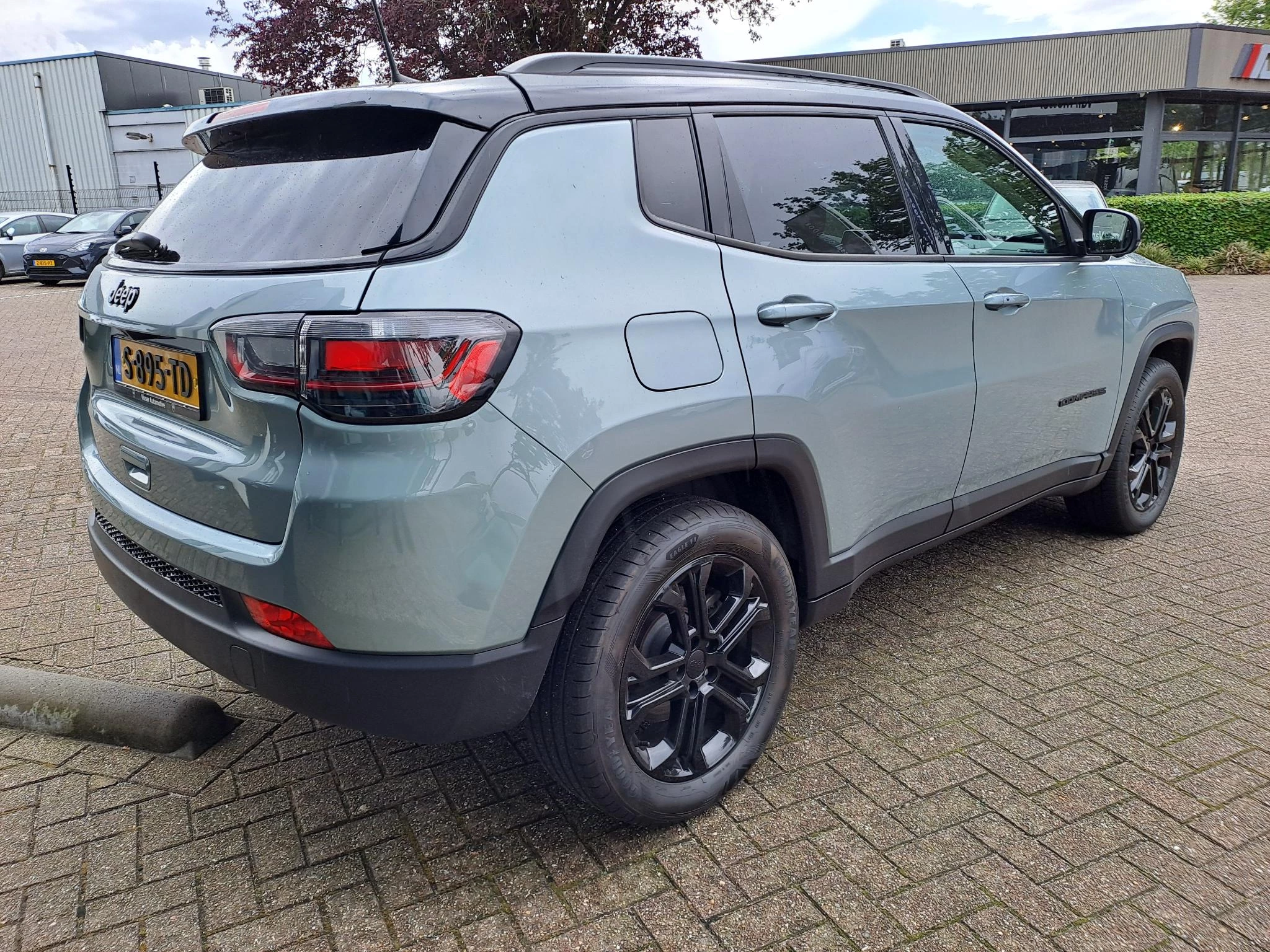 Jeep Compass 4xe 240 Plug-in Hybrid Electric Upland