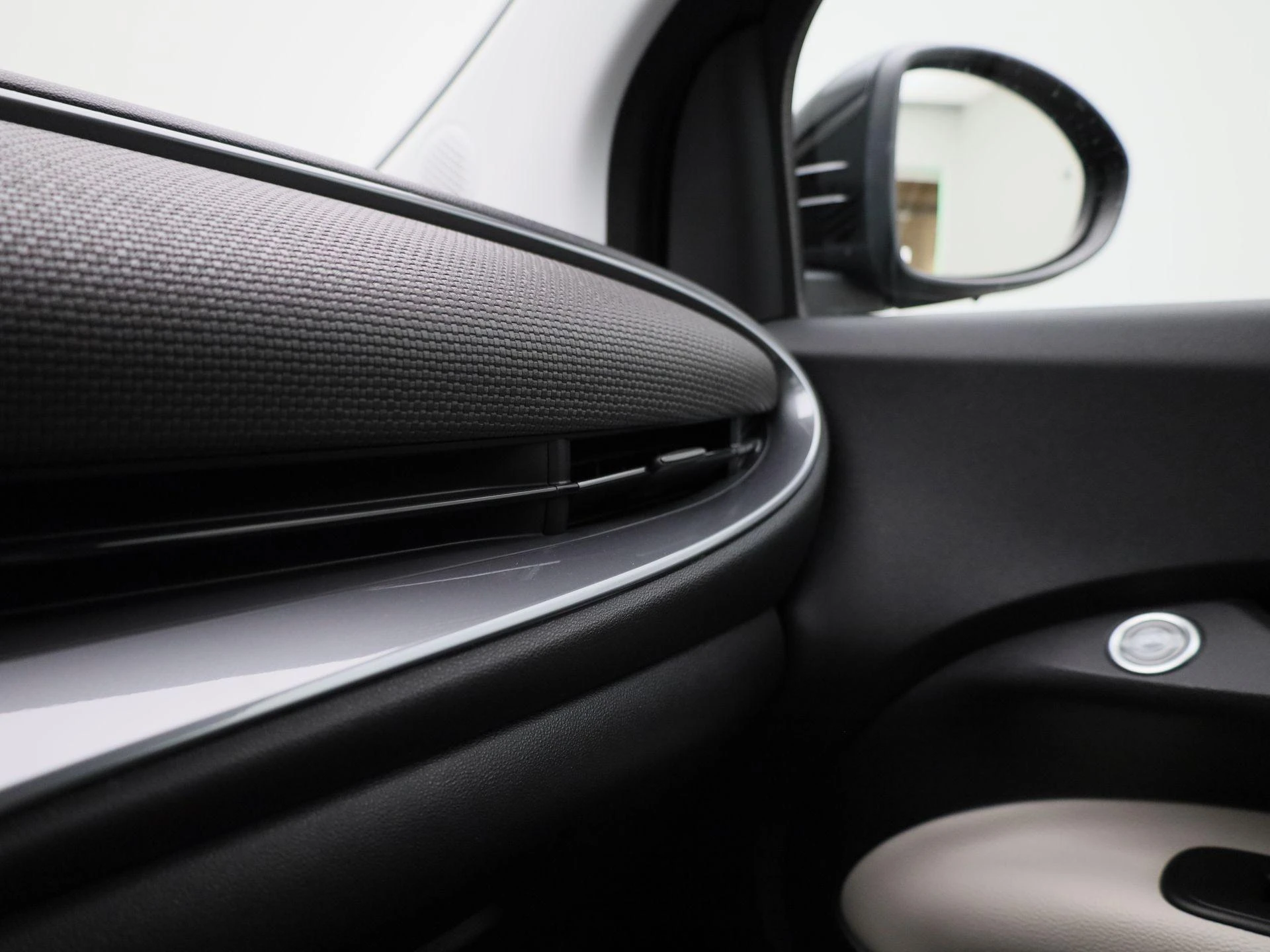 Fiat-500e-image-29