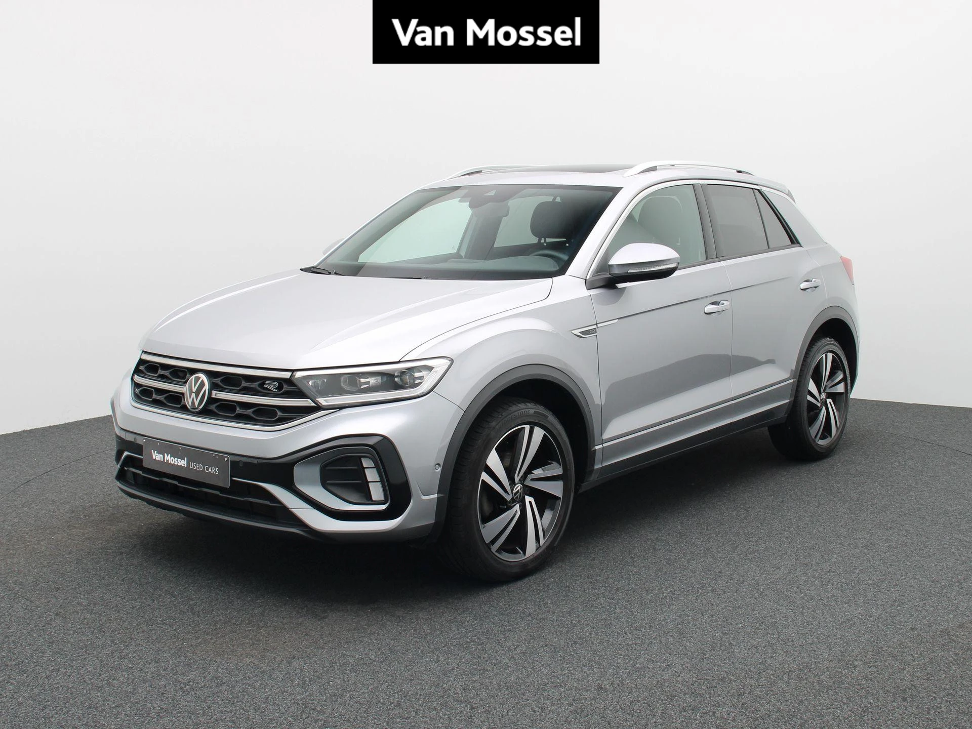 Volkswagen-T-Roc-image-0