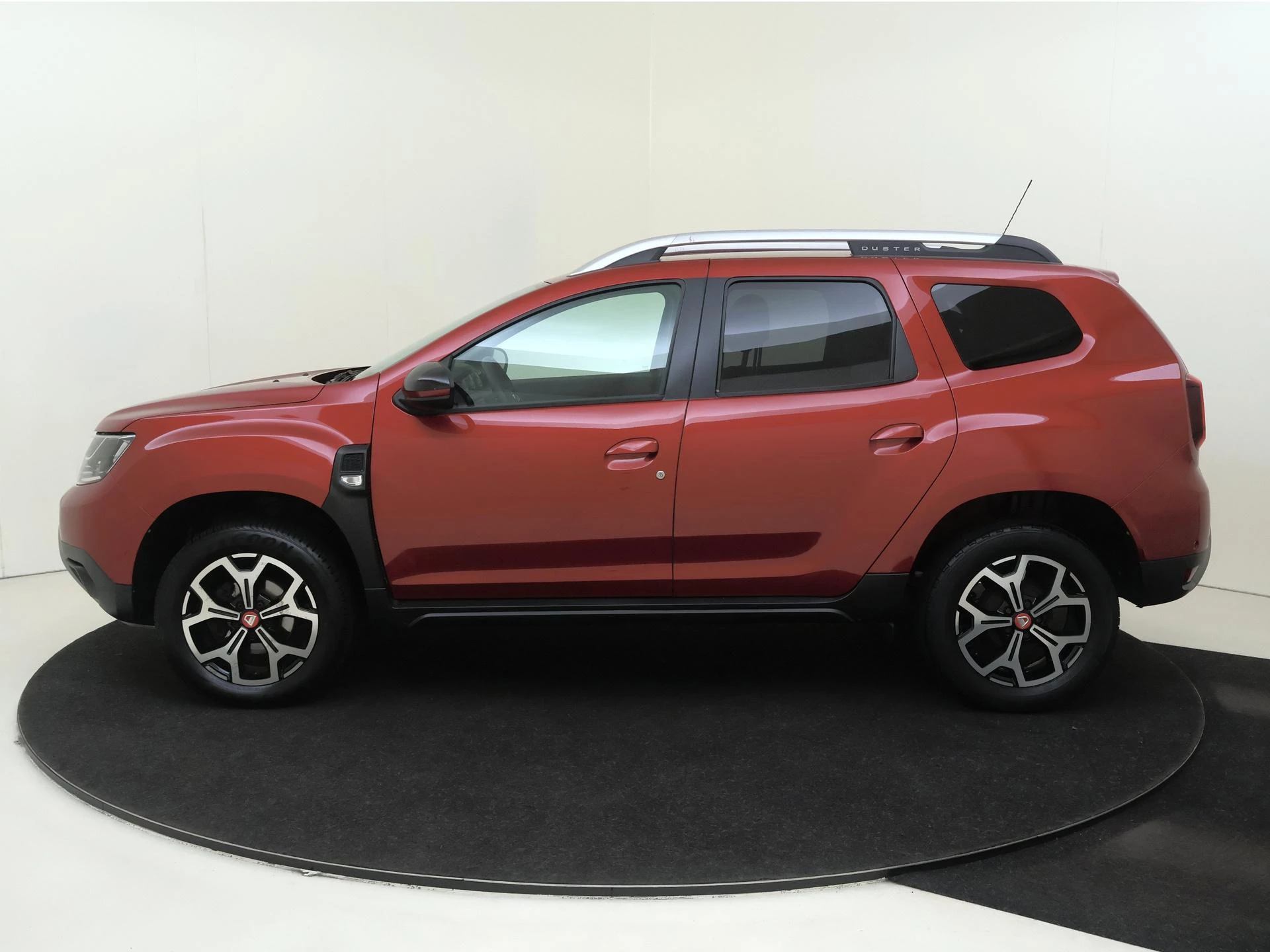 Dacia-Duster-image-10