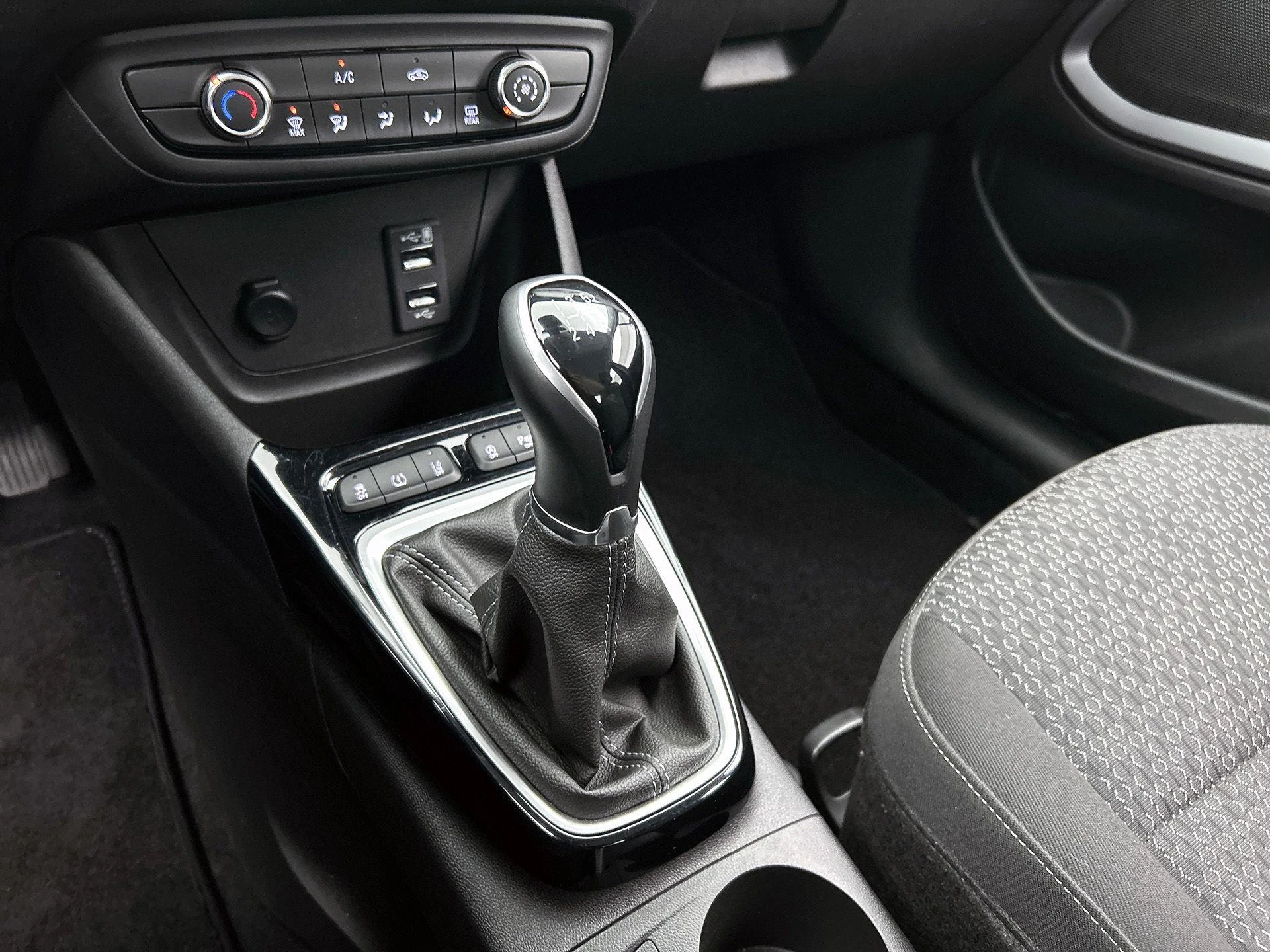 Opel-Crossland-image-24