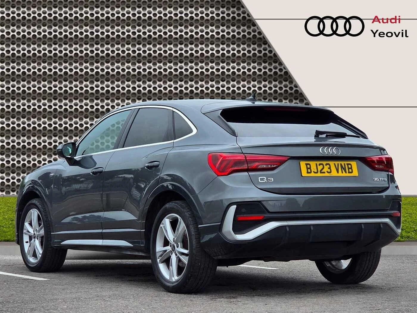 Audi-Q3-image-2