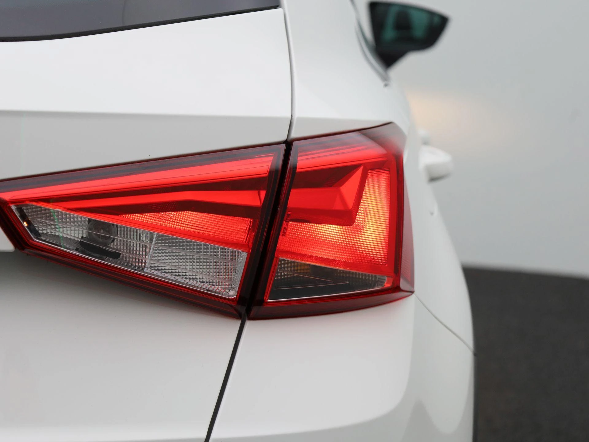 SEAT-Arona-image-36