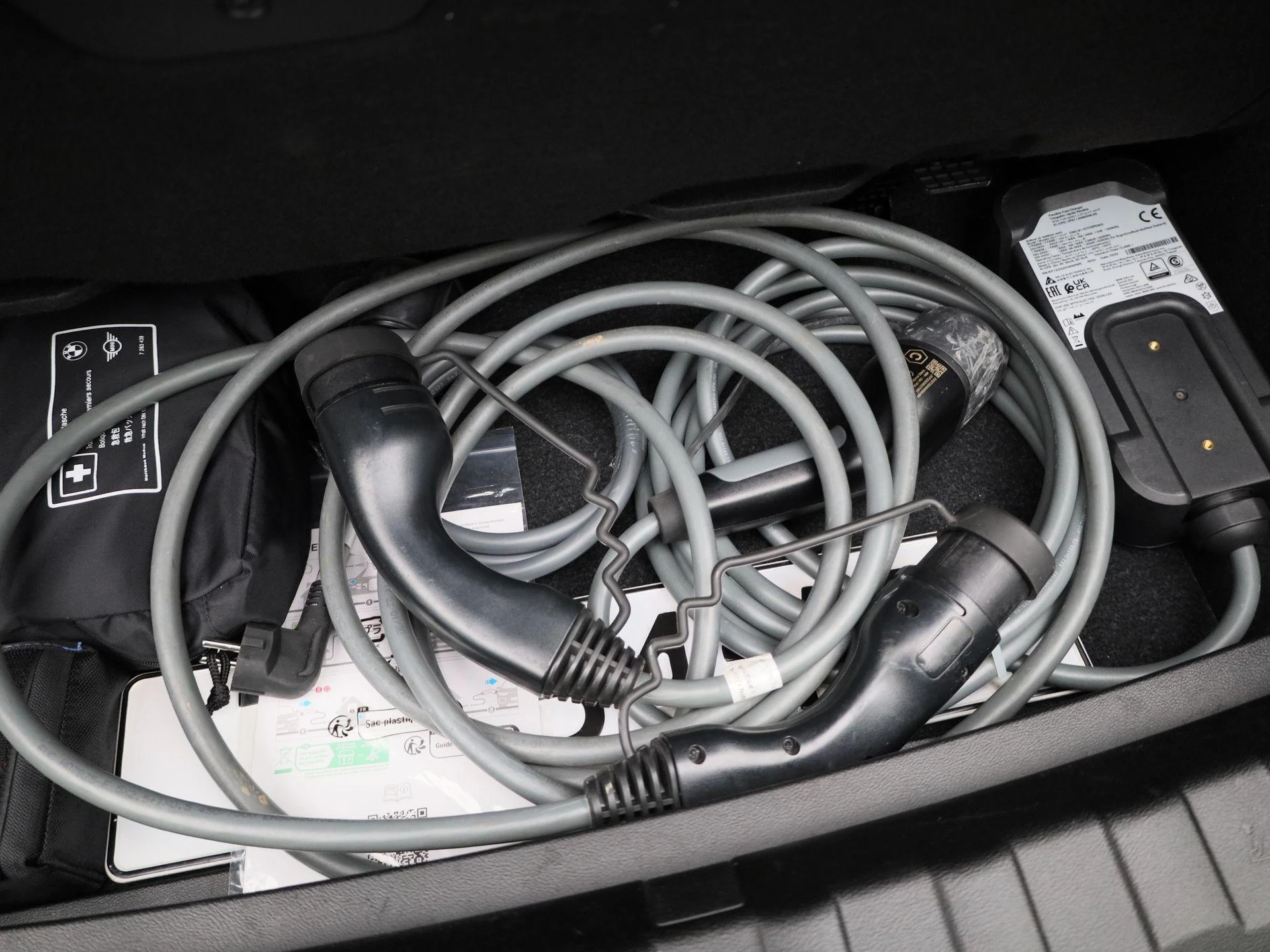 BMW-3 Serie-image-11