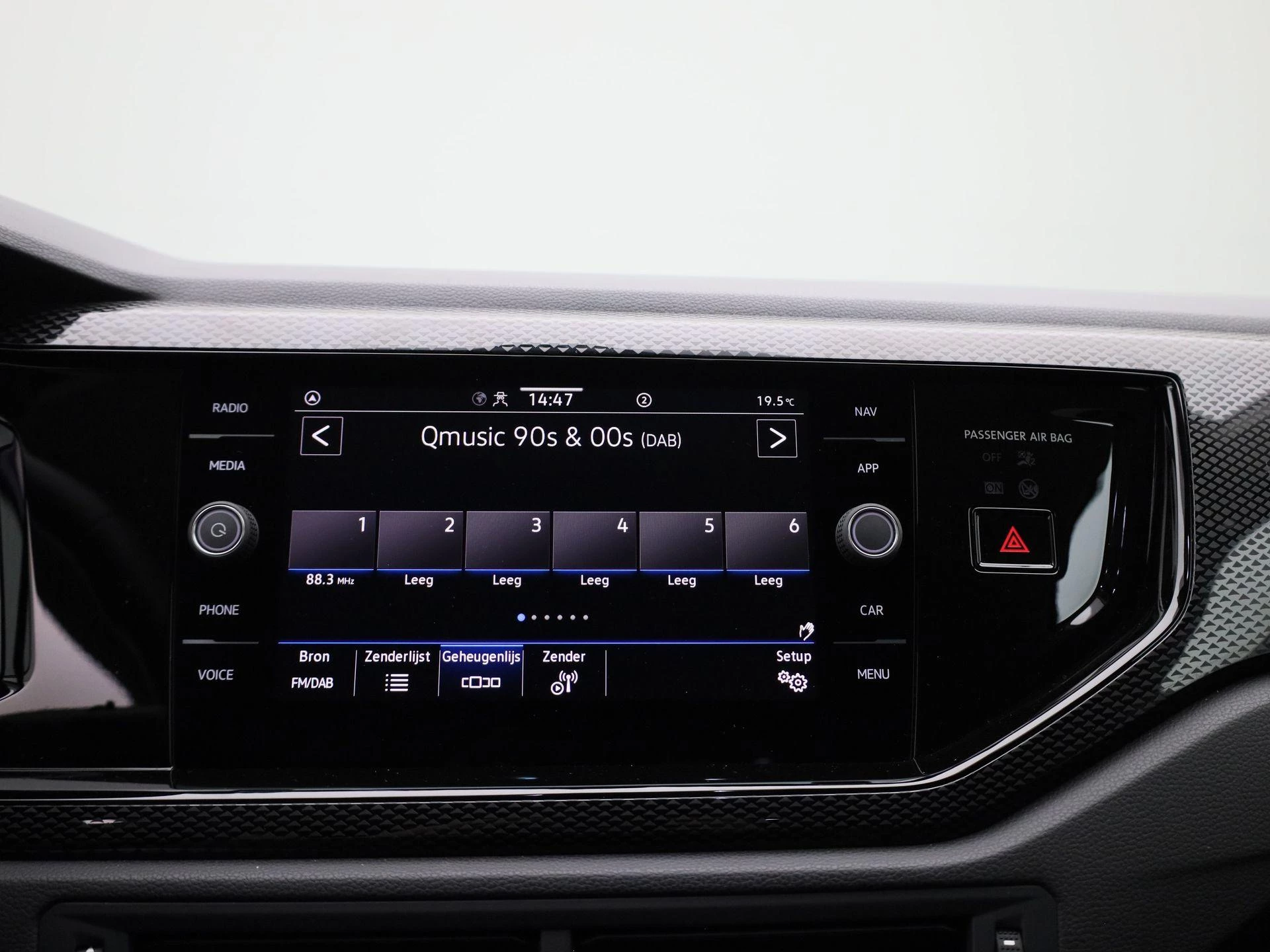 Volkswagen-Taigo-image-20