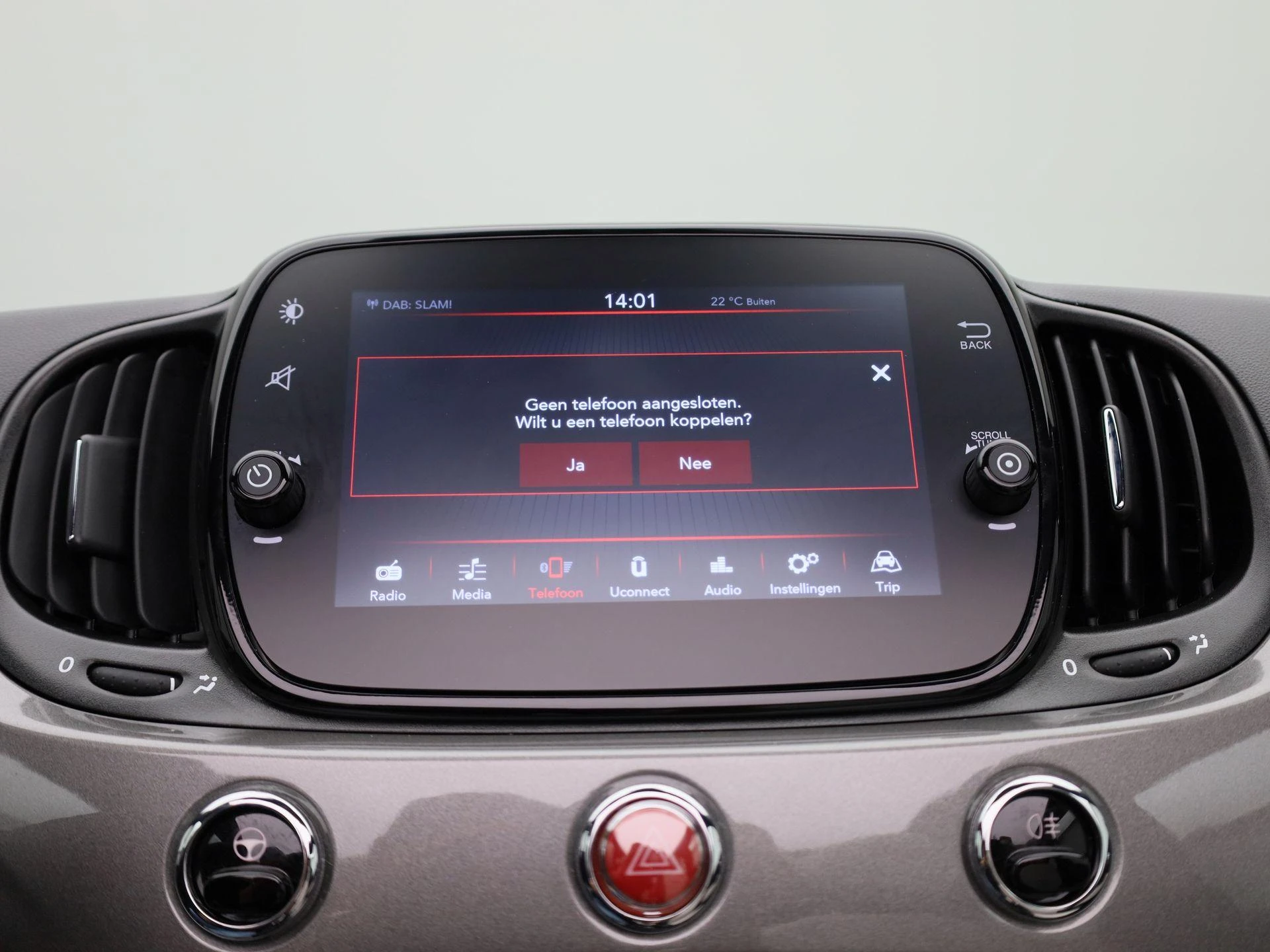 Fiat-500C-image-22